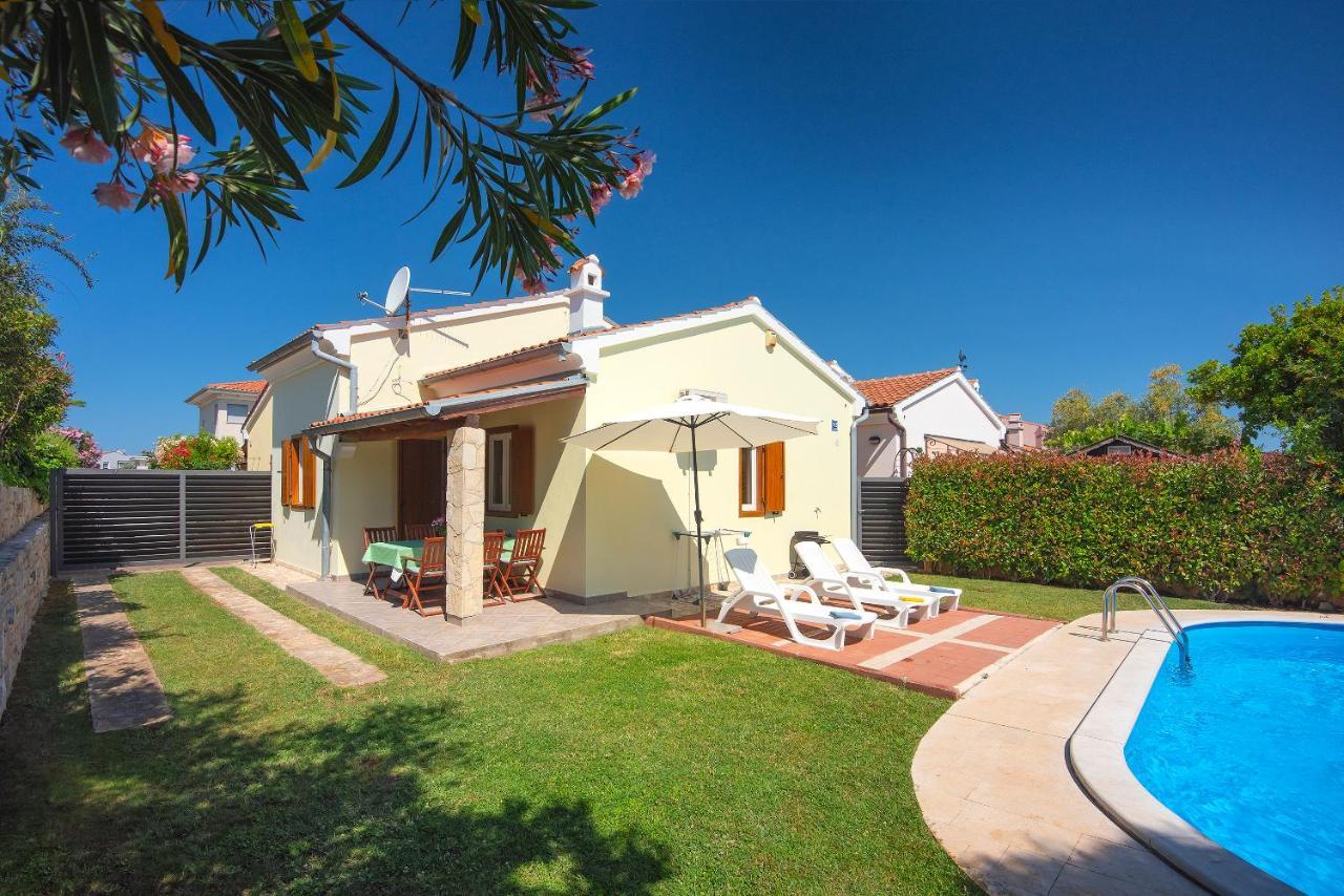 Villa Helena Banjole Exterior foto